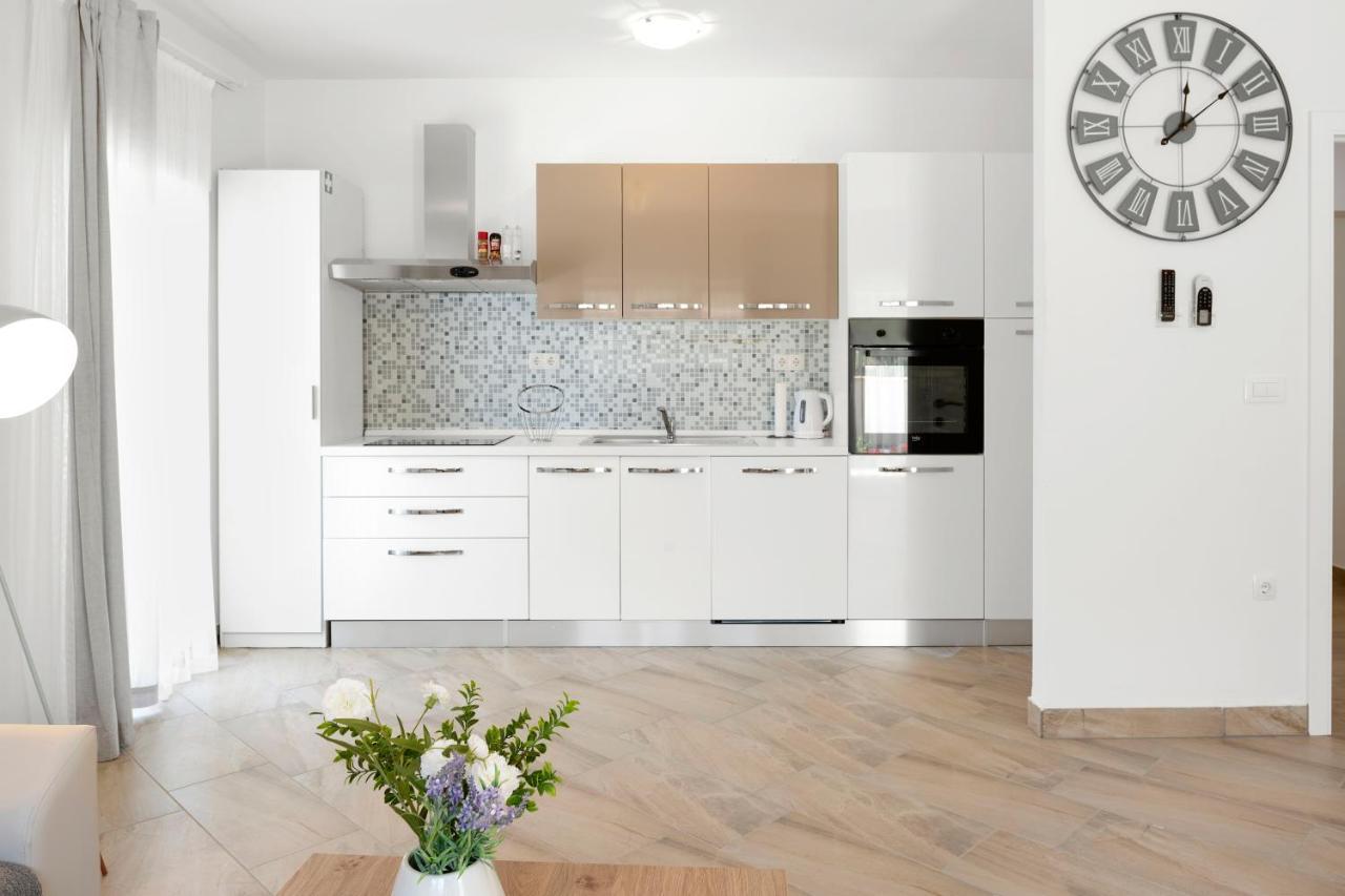 Aaa Anic Amazing Apartments Deluxe スプリト エクステリア 写真