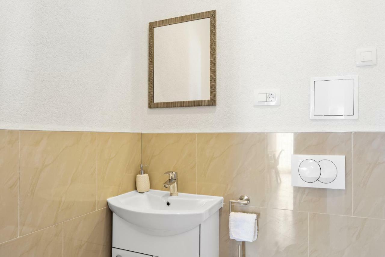 Aaa Anic Amazing Apartments Deluxe スプリト エクステリア 写真